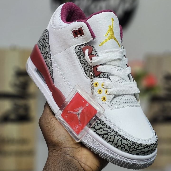 Jordan 3 Red